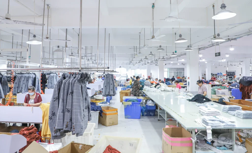 custom dress factory, women's clothing quality check (3)